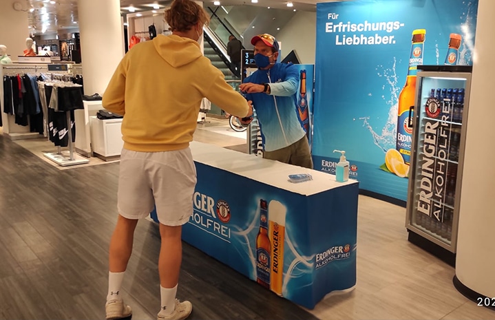 Event Agentur kiecom ERDINGER Alkoholfrei Ausschank im SportScheck in Hannover